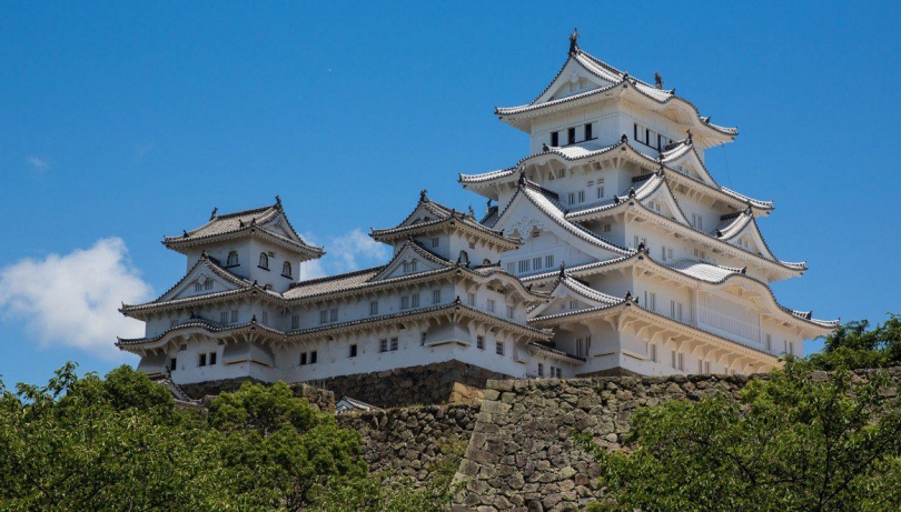 8. Himeji Castle (41,468 sqm) 8. Himeji Castle (41,468 sqm)