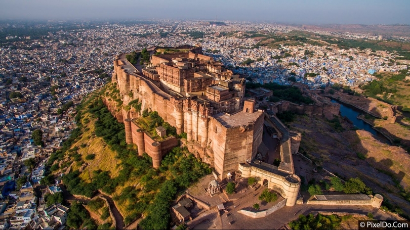 2. Mehrangarh Fort (81,227 sqm) 2. Mehrangarh Fort (81,227 sqm)